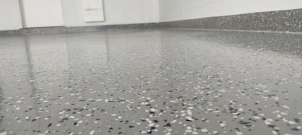 Posadzki żywiczne garaż warsztat piwnica