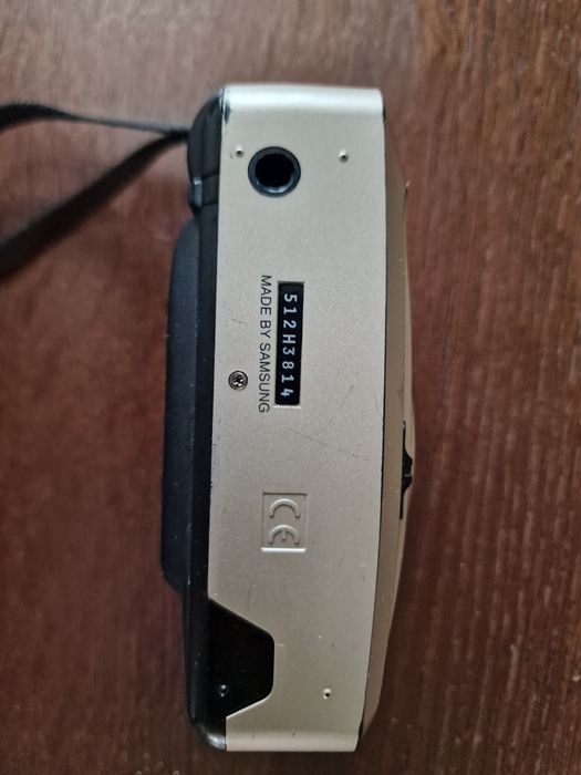 пленочный фотоаппарат Samsung Fino 35S.