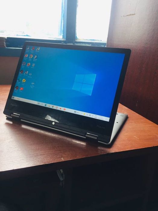 Ноутбук ProLine сенсорным екраном