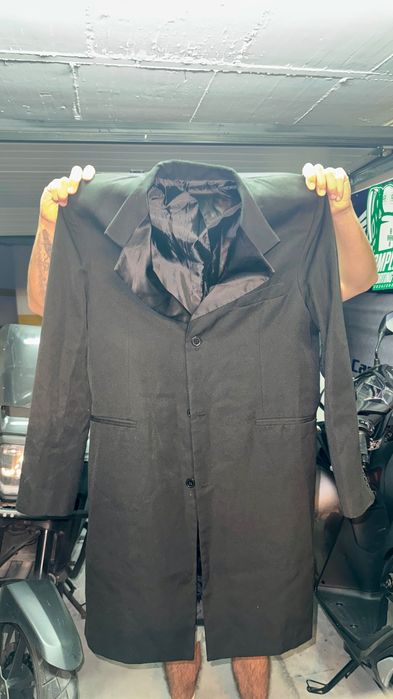 Traje académico masculino