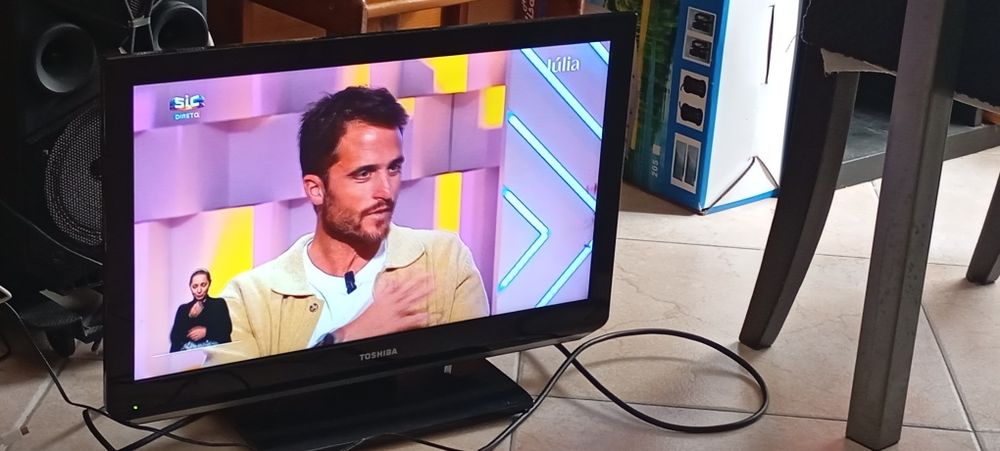 TV Slim Toshiba comando original 32 polegadas