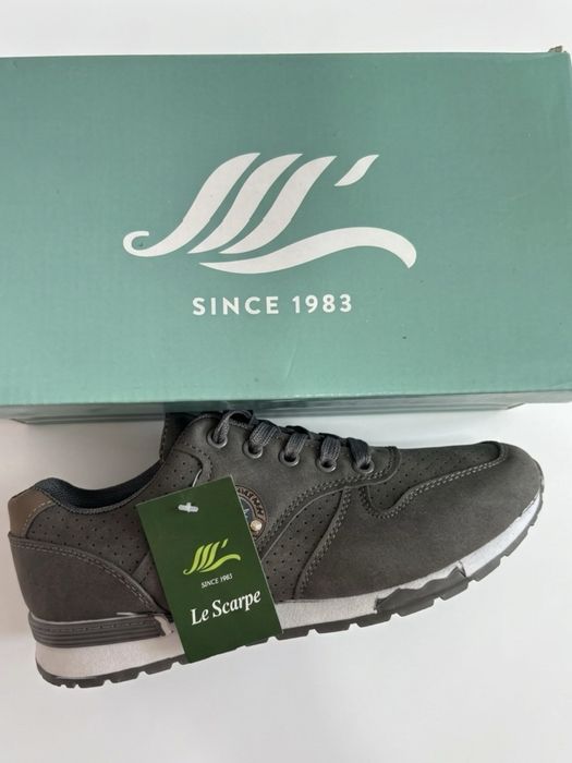 Młodzieżowe sneakers