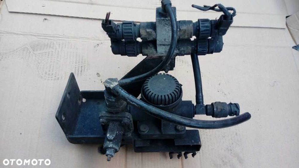 Zawór Mercedes Vario Voss 614, 615, 814, 815 wabco