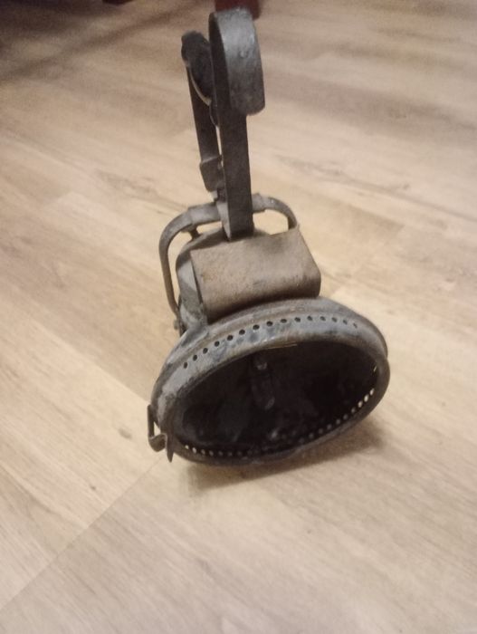 Lampa kolejowa karbidowa