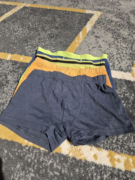 Bokserki 4 pary 5.10.15 128 cm