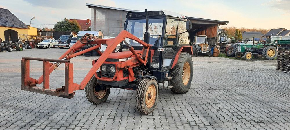 Zetor 7211 z turem rok 1988 zarejestrowany