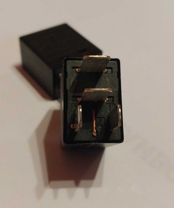Реле 5M5T-14B192-AA, 5M5T14B192AA  12V 20A (NO)