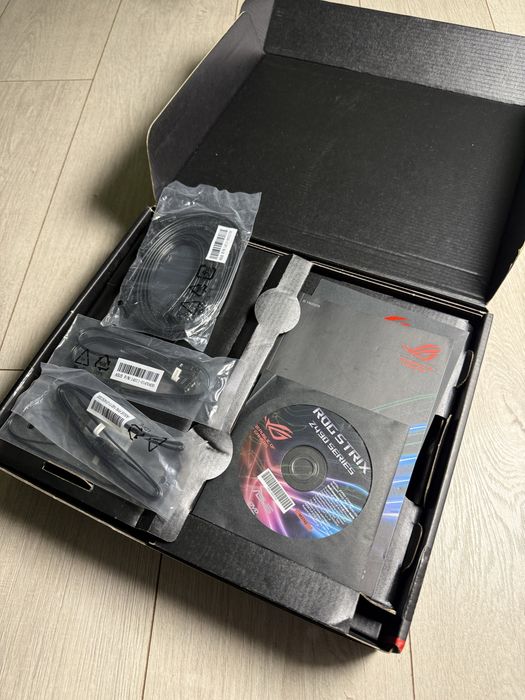 Материнська плата Asus ROG Strix Z490-H Gaming PCI-Ex16