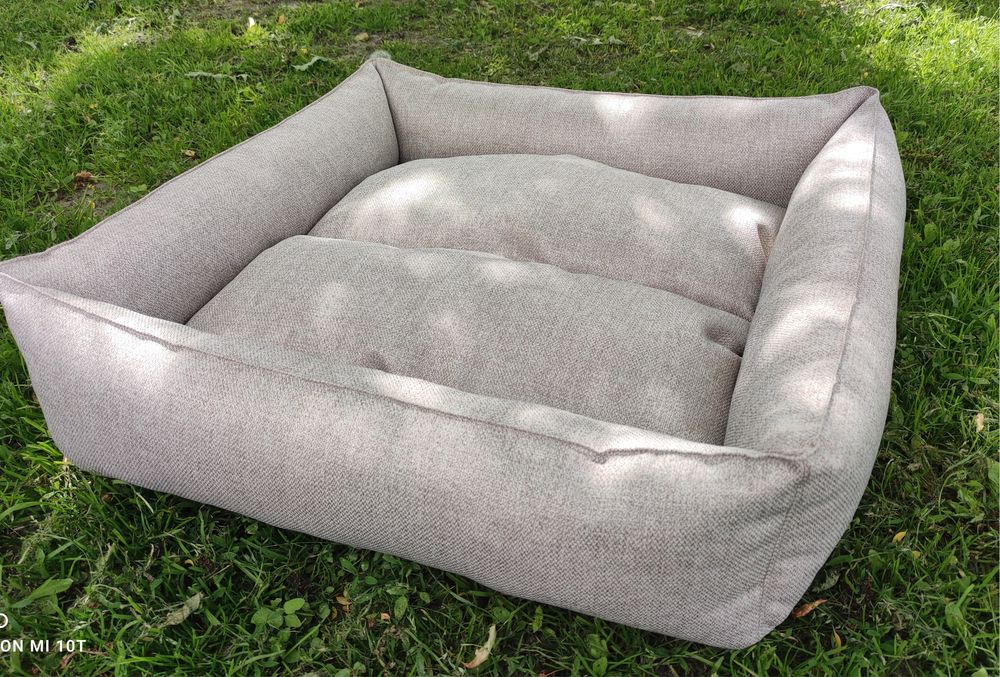 Лежак, спальне місце