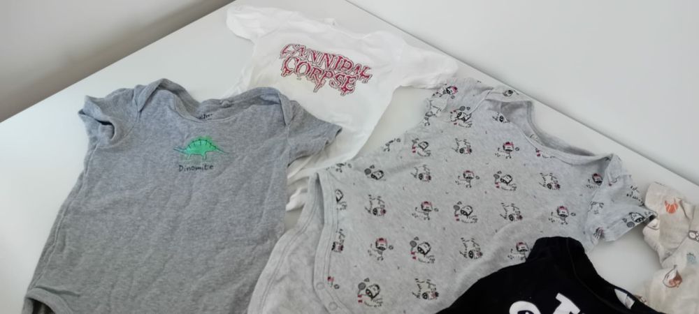 Lote / conjunto de roupa bebé 6-12 meses (13 peças)