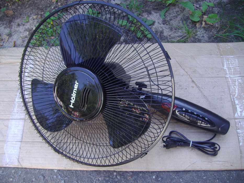 Вентилятор напольный (двигатель с кнопками) рабочий проверенный