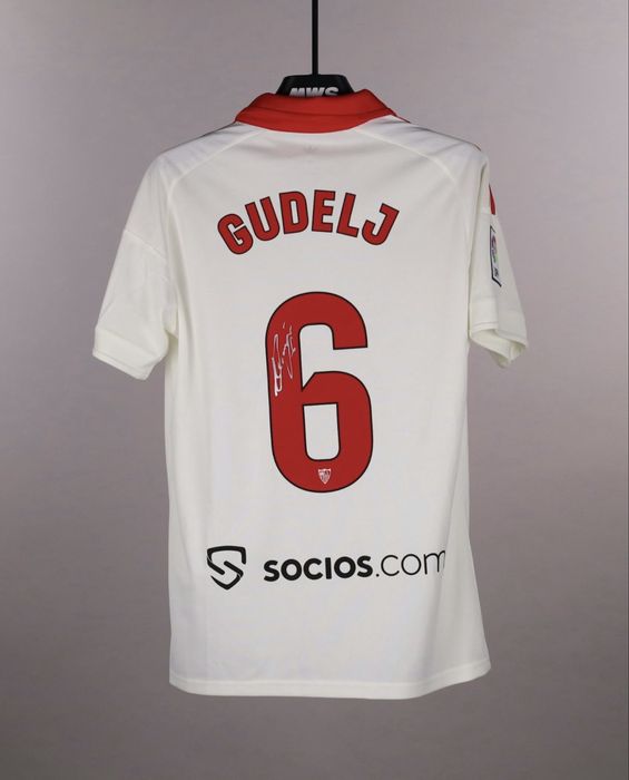 Nemanja Gudelj Sevilla FC autografada rodada retro la liga