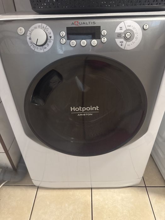 Sprzedam uszkodzoną pralke