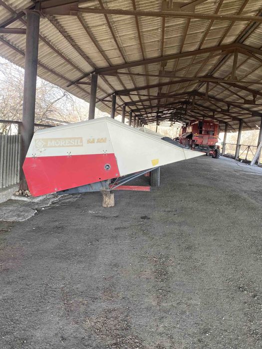 Жатка жниварка  соняшникова безрядкова moresil 900 John Deere