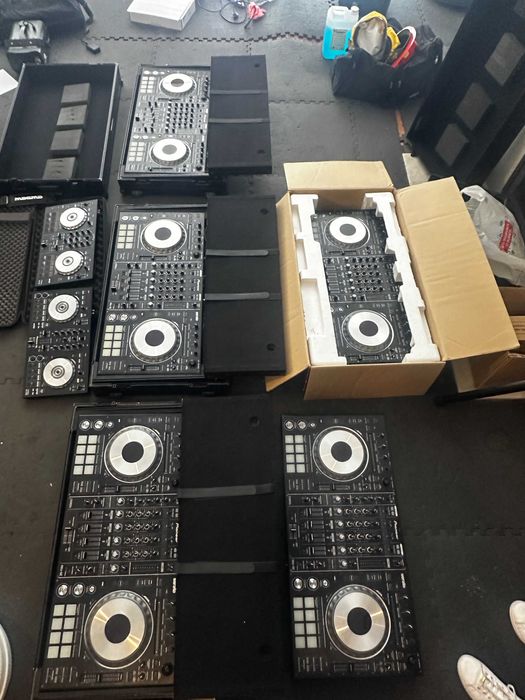 Vendo 5 DDJ SZ com Case