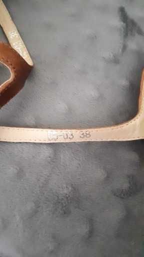 Włoskie buty damskie, szpilki Cinti, roz. 38
