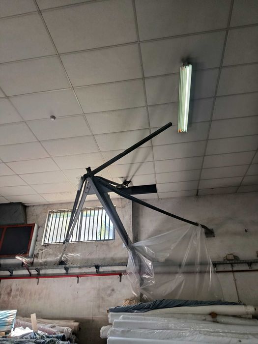 Estrutura em ferro de apoio a garibalde