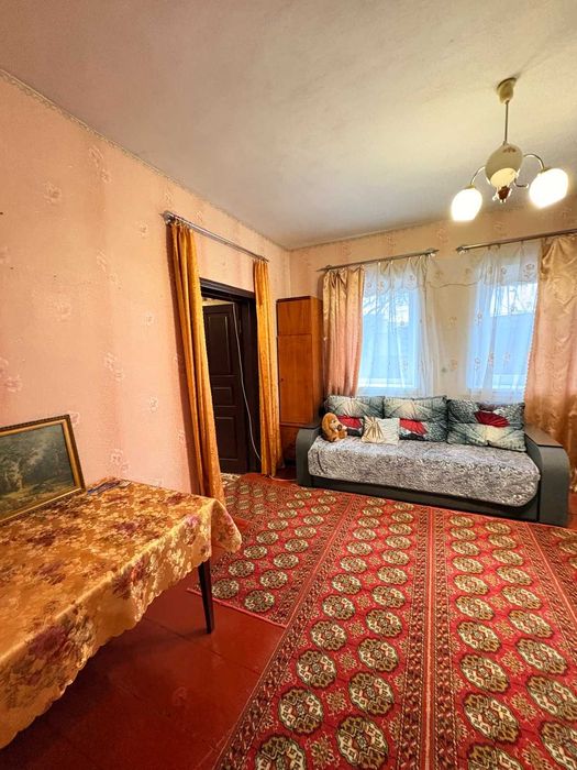 Продаж будинку в місті.Готові розглянути продаж по сертифікату