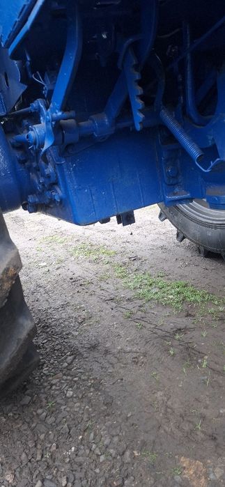 Продам трактор колісний т 40 м