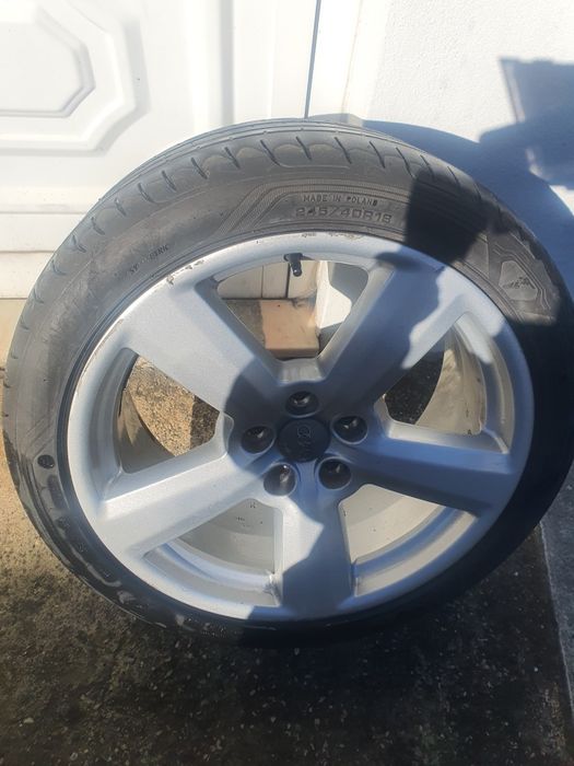 Jantes RS6 com pneus 245/40-R18