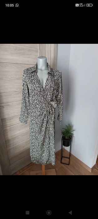 Sukienka midi H&M