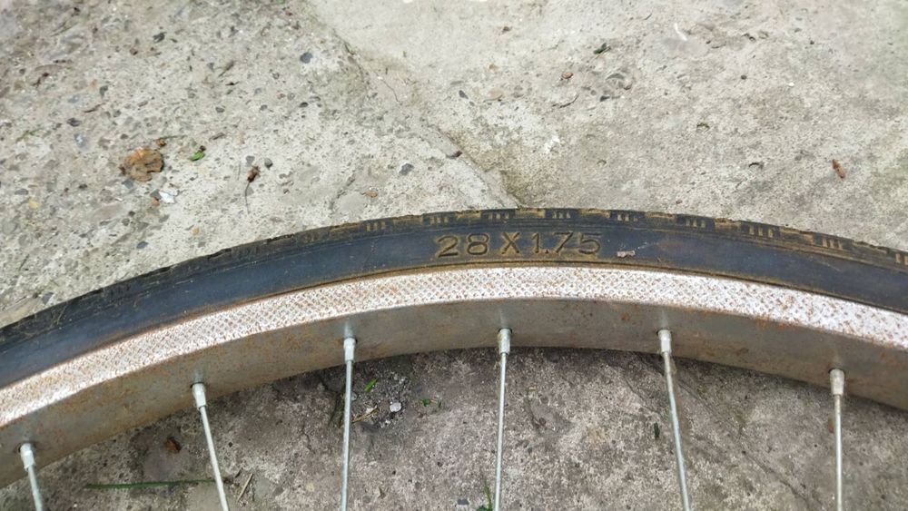 Колесо нове до велосипеда 28 в зборі