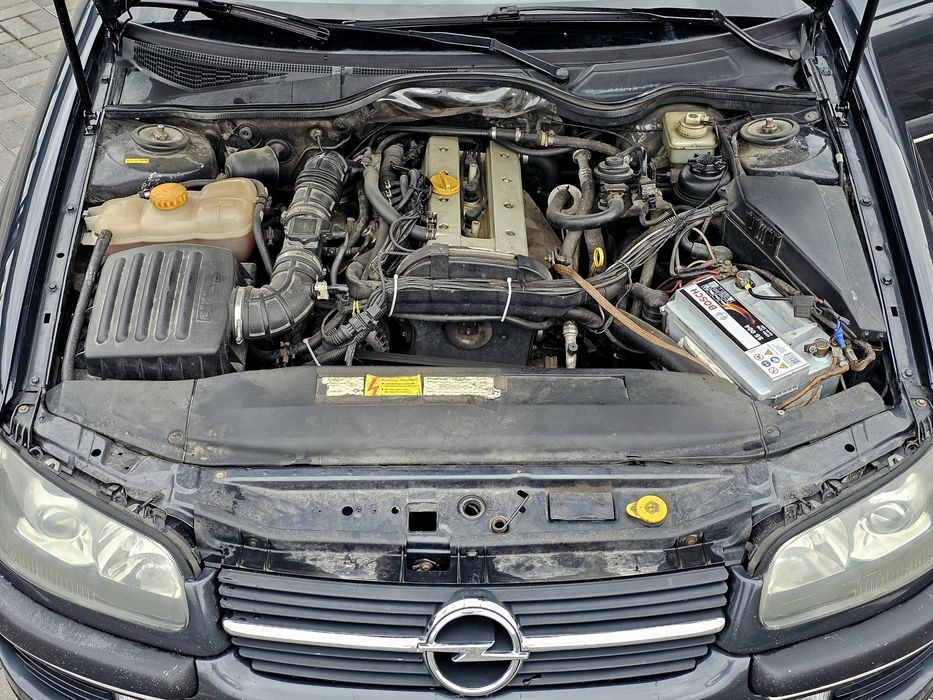 Opel Omega B 1997 2.0 механіка