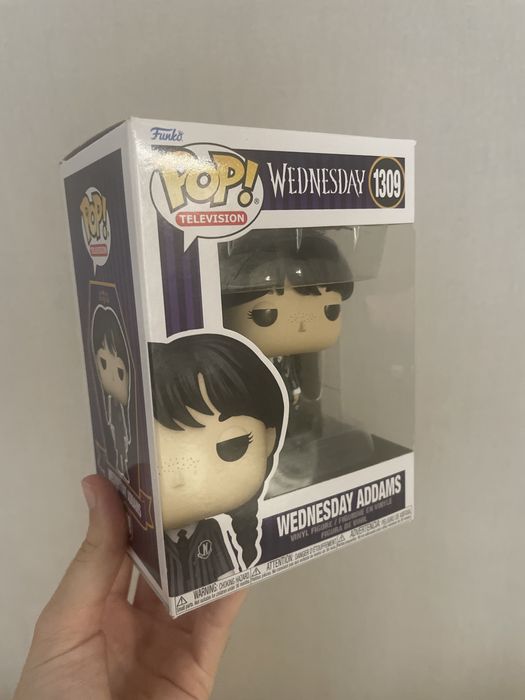 Various Figures/Items430136241465610243