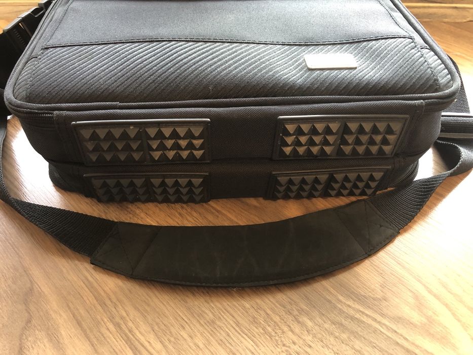 Torba na laptopa firmy Troyan