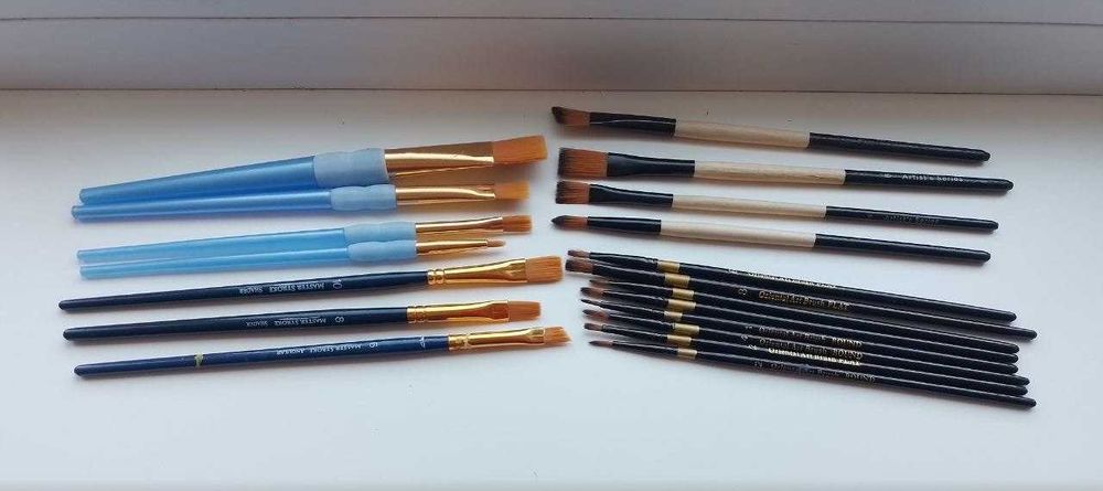 Сухі пастельні крейди та різнокольорові лайнери