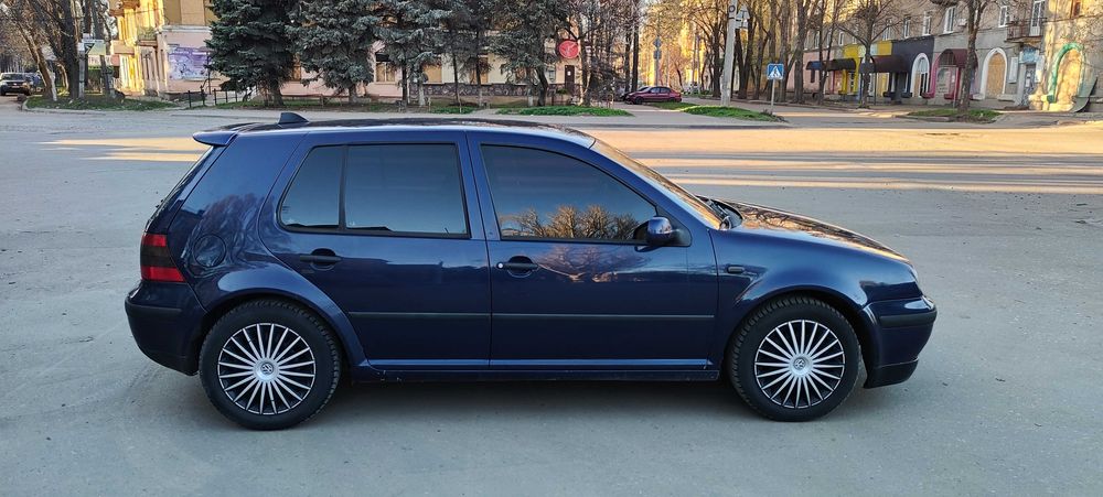 Продам Golf 4 2.0 бензин