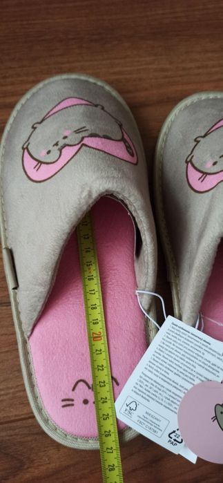 Kapcie Pusheen rozmiar 40 brązowe