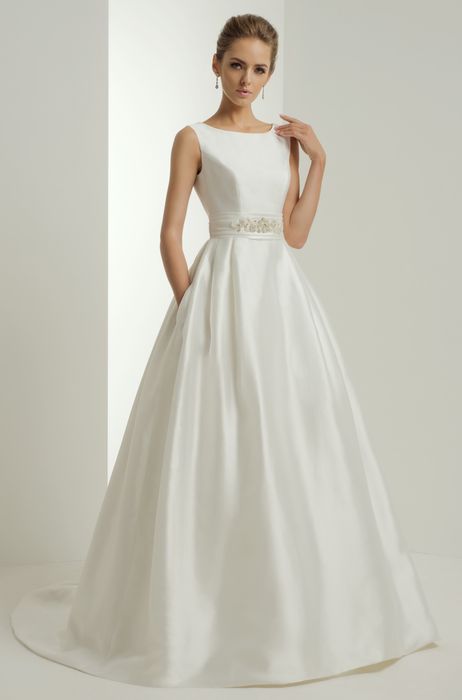 Весільна сукня Dominiss Clark