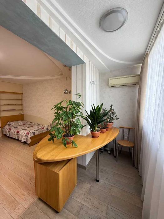 Продам 3к квартиру ул. Братьев Горобцов (ул. Кедрина), Рабочая