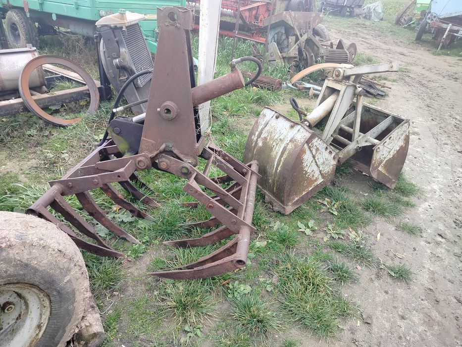 Sprzedam chwytaki do ładowacza cyklop