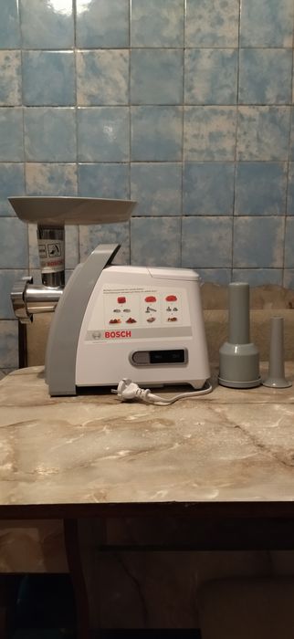 Нова електрична м'ясорубка BOSCH