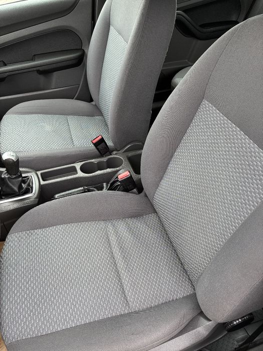 Ford focus  1.4 2006