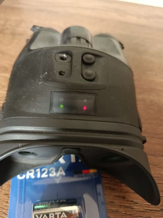 Бінокль нічного бачення Yukon