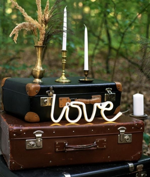 NOWY neon LED napis LOVE na ściankę na baterie