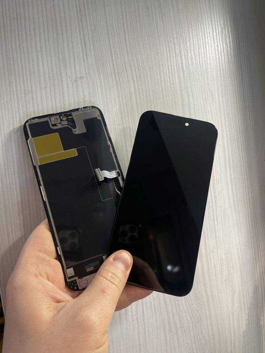 Дисплей на iphone 14Pro Max стан ідеальний