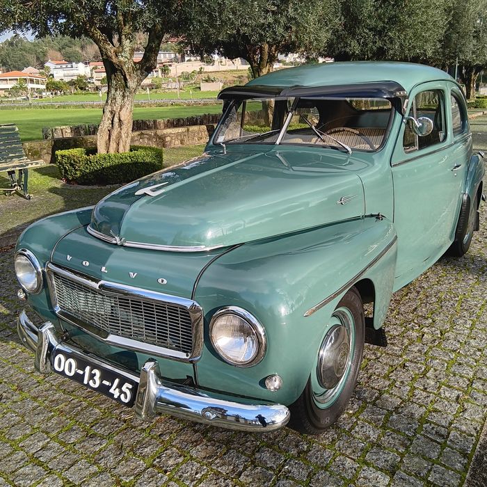 Volvo pv 444 antigo com 74 anos