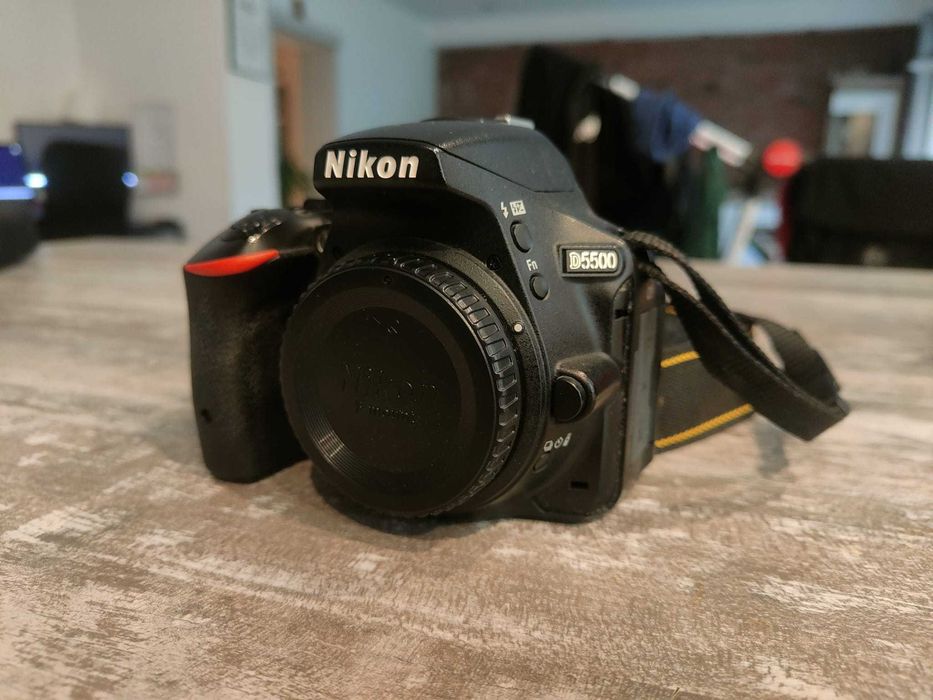 Nikon D5500+ lampa Nissin Di700A