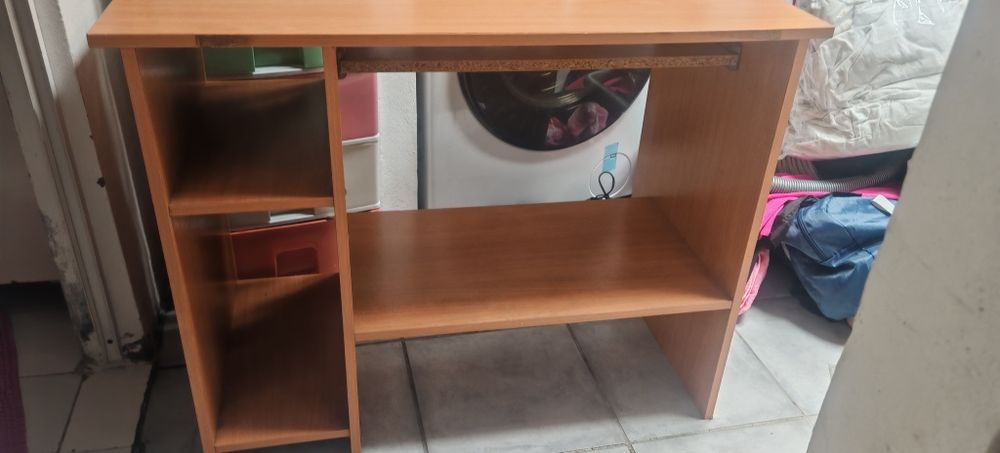 Secretaria usada