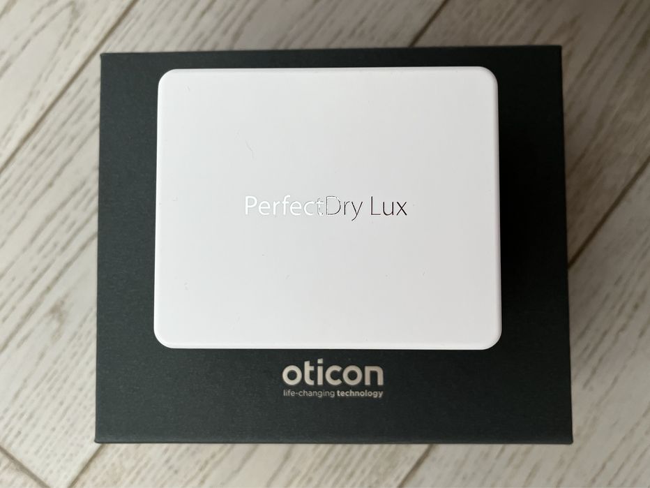 Aparat słuchowy OPTICON Ruby 2 Mini Rite R i wszystkie akcesoria