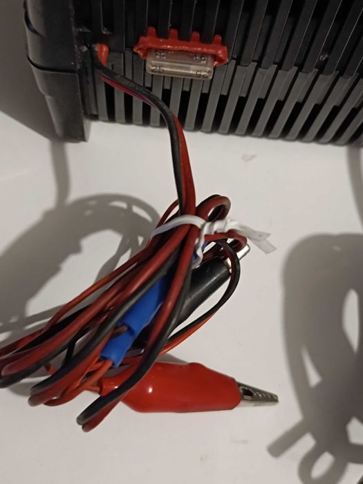 Carregador de Bateria 12V Turbo 8