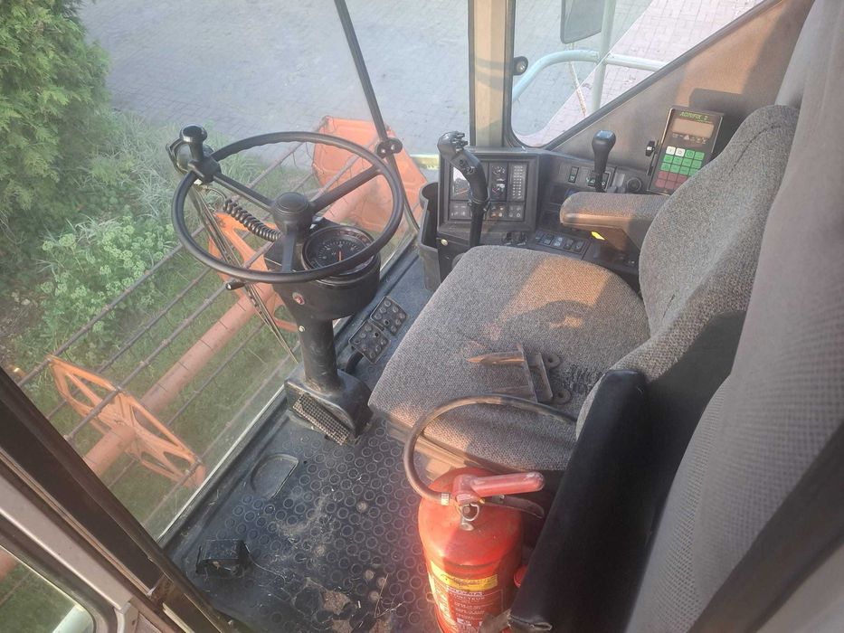 Sprzedam Kombajn Zbożowy Claas Mega 208