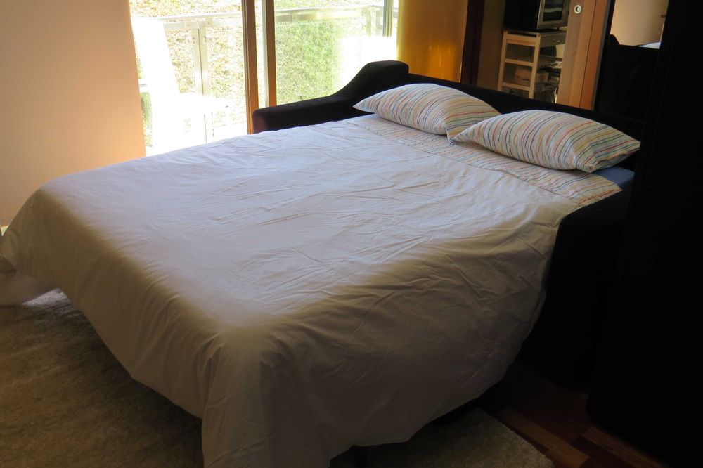 Estúdio T0 de luxo em condomínio privado com piscina e campo de ténis