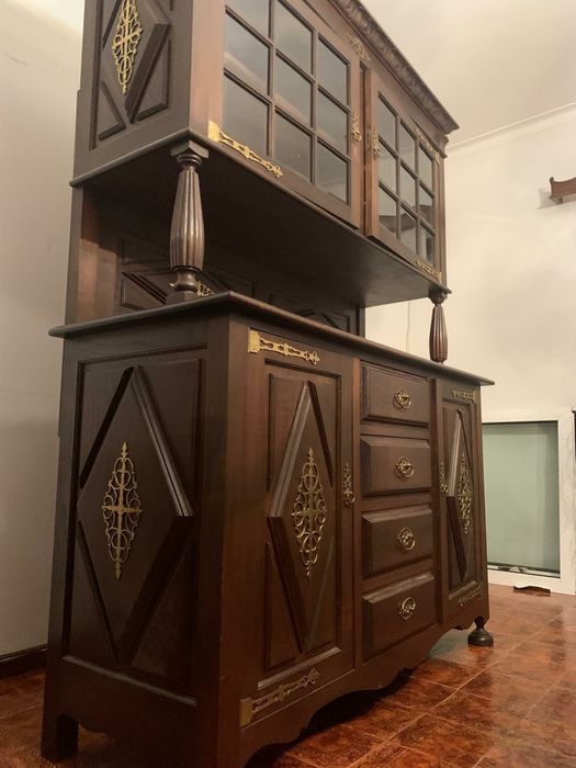 Móvel,  Louceiro antigo