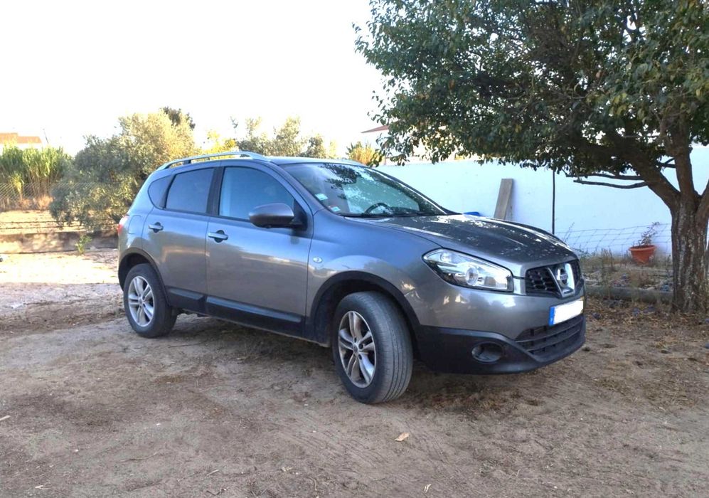 Nissan Qashqai 1.6 dci teto panorâmico, câmera traseira e gps