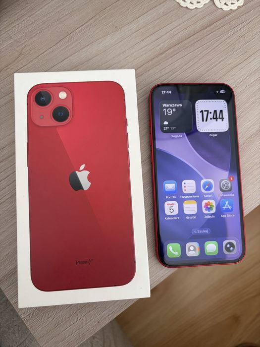 Iphone 13 Red color